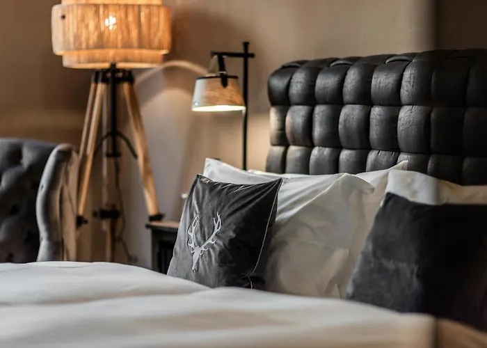 Boutiquehotel Weisses Roessl 2* Innsbruck