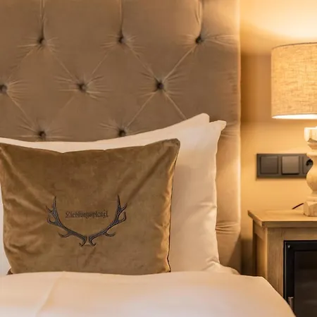 Boutiquehotel Weisses Roessl Готель Інсбрук