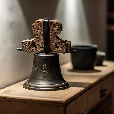 Hotel Boutiquehotel Weisses Roessl 2*