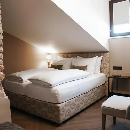 Boutiquehotel Weisses Roessl Отель Инсбрук