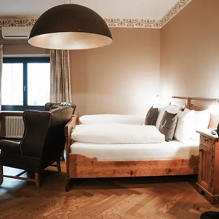 Boutiquehotel Weisses Roessl Отель Инсбрук