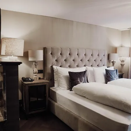 Boutiquehotel Weisses Roessl Инсбрук