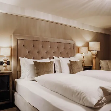 Boutiquehotel Weisses Roessl