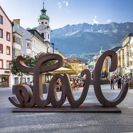 Boutiquehotel Weisses Rössl 2*