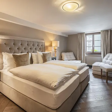 Boutiquehotel Weisses Roessl
