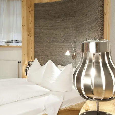 Boutiquehotel Weisses Roessl