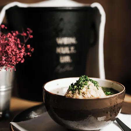 Boutiquehotel Weisses Rössl 2* Innsbruck