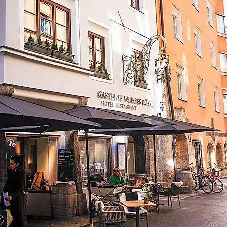 Boutiquehotel Weisses Roessl 2* Innsbruck