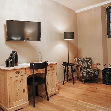 Boutiquehotel Weisses Roessl 2* Innsbruck