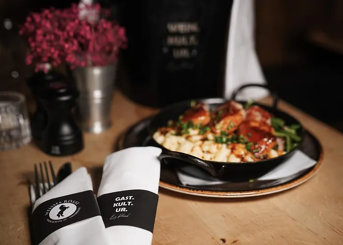 酒店 Boutiquehotel Weisses Roessl 2*