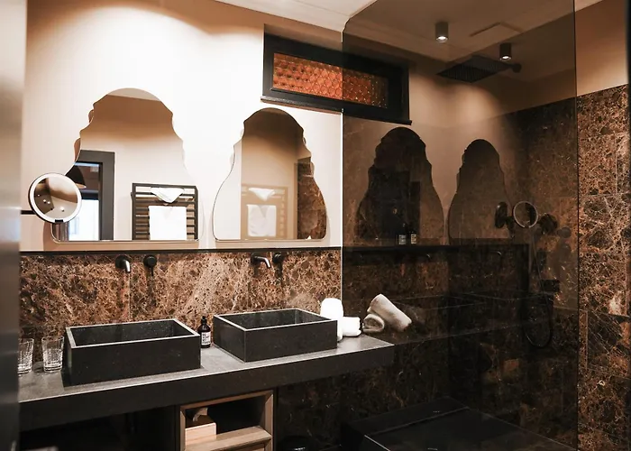 酒店 Boutiquehotel Weisses Roessl