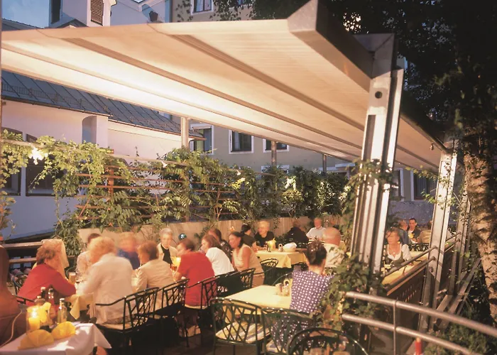 Boutiquehotel Weisses Roessl 2* Innsbruck