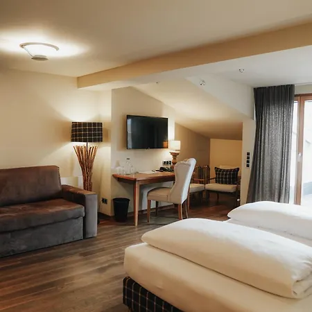 Boutiquehotel Weisses Roessl Otel 2*